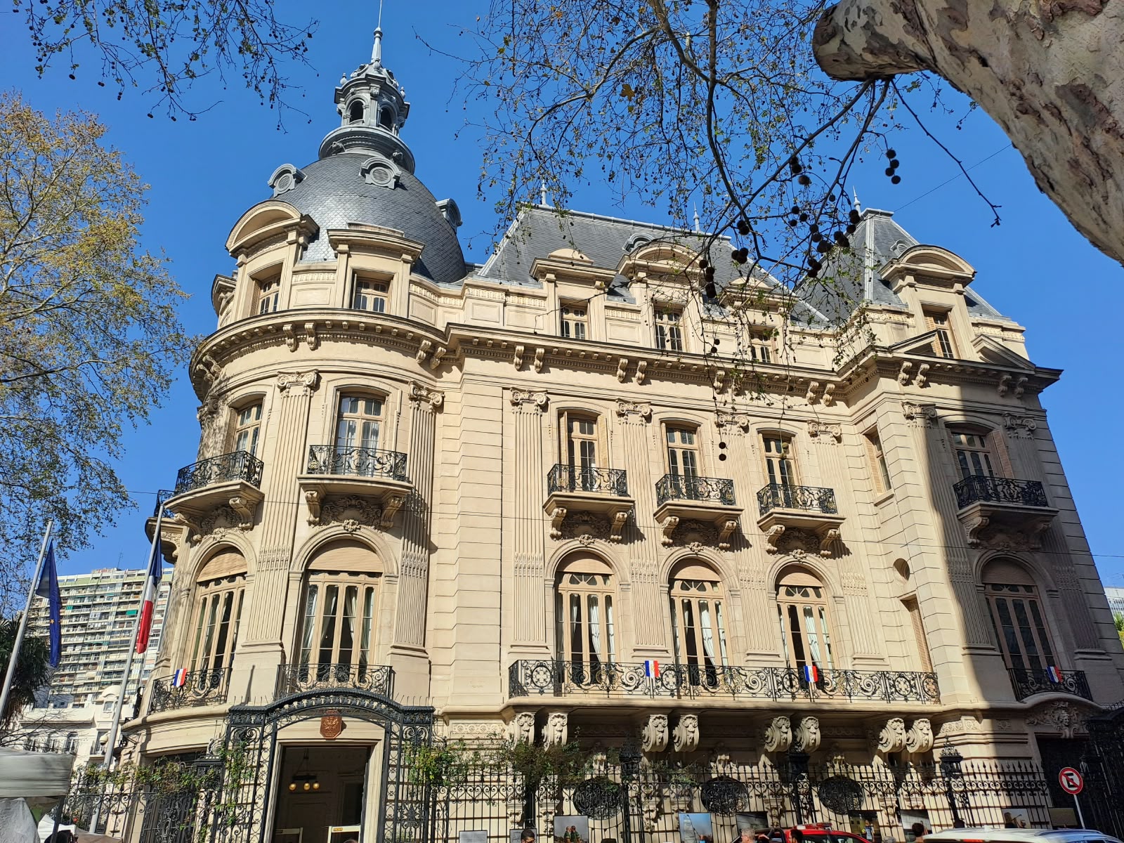 Una visita a la Embajada de Francia en Buenos Aires