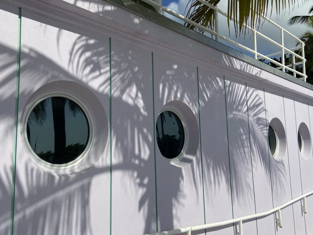 Ventanas Miami Beach